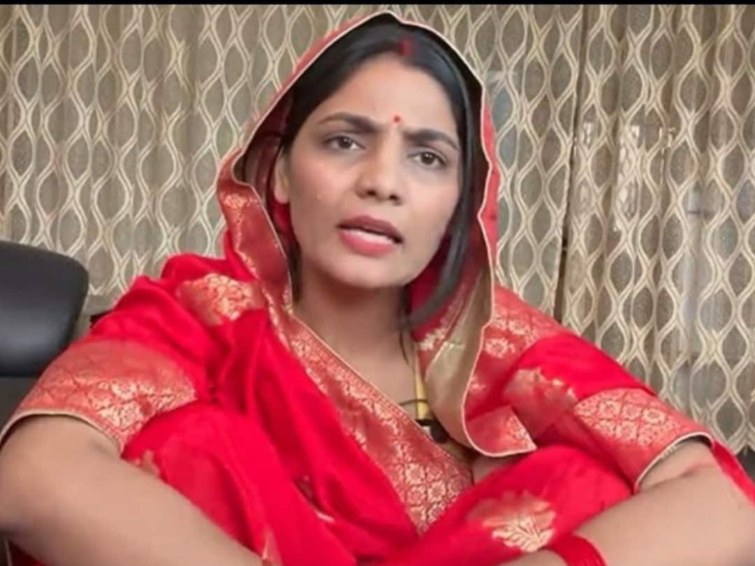 'They Only Like People Who Praise Govt': Neha Singh On Being Served Police Notice Over Song 'UP Mein Ka Ba' 'They Only Like People Who Praise Govt': Neha Singh On Being Served Police Notice Over Song 'UP Mein Ka Ba'