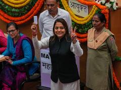 Shelly Oberoi: दिल्ली यूनिवर्सिटी की एसोसिएट प्रोफेसर से MCD मेयर तक, शैली ओबरॉय का कैसा रहा सफर?