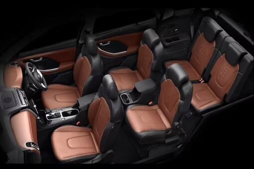 Upcoming Car : Know the Details About Maruti Upcoming 7 Seater Car Upcoming Car : મહિન્દ્રા XUV700ને ટક્કર આપવા આવી રહી છે મારૂતિની 7 સીટર કાર