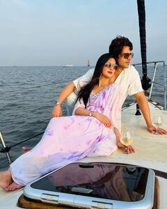 वैलेंटाइन्स डे पर Divyanka Tripathi ने पति विवेक दहिया को दिया था स्पेशल सरप्राइज, अब रोमांटिक फोटोज शेयर कर दिखाई झलक