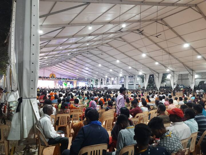 प्रदर्शनासह व्याख्याने ऐकण्यासाठीसुद्धा लोकांचा चांगला प्रतिसाद लाभत आहे.