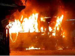 BEST Bus Fire : भर गर्दीच्या वेळी मुंबईत 'बर्निंग बस'चा थरार; अंधेरी स्थानकाजवळ बस जळून खाक