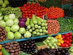 Vegetable Price: தொடர்ந்து உச்சத்தில் தக்காளி, பீன்ஸ் விலை.. மற்ற காய்கறிகளின் விலை என்ன? இன்றைய விலை பட்டியல் இதோ..