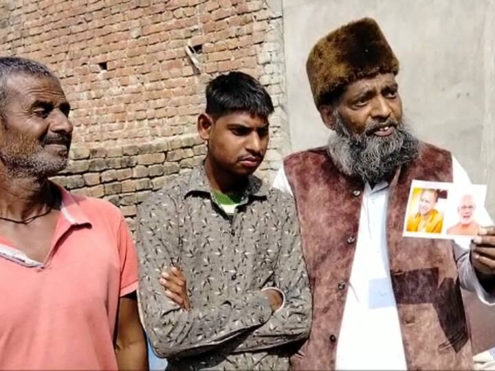 Lakhimpur Kheri Mentally ill Youth got Missing CM Yogi Adityanath Photo helped to find ANN UP News: मानसिक रूप से बीमार युवक भटक कर पहुंचा बंगाल, CM योगी की फोटो के जरिए लौटा घर