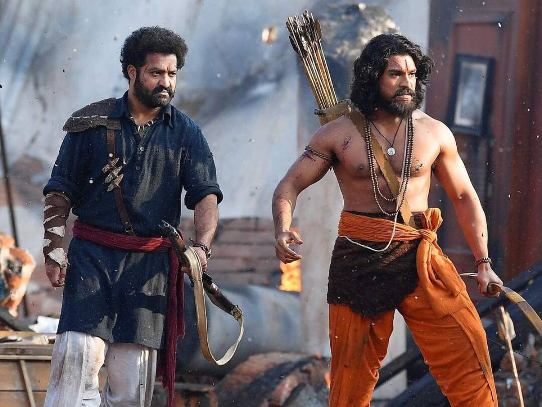 RRR Re-release In USA: అమెరికాలో మరోసారి ‘RRR‘ తుఫాన్, మార్చిలో 200 థియేటర్లలో రీరిలీజ్ Jr NTR Ram Charan's RRR Movie To Be Re-release In U.S Theaters In March Ahead of Oscars 2023 RRR Re-release In USA: అమెరికాలో మరోసారి ‘RRR‘ తుఫాన్, మార్చిలో 200 థియేటర్లలో రీరిలీజ్