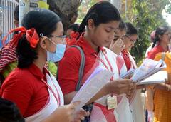 Madhyamik Examination 2023: কড়া নজরদারি-কন্ট্রোল রুমে মাধ্যমিকের প্রথম দিন কার্যত নির্বিঘ্নেই