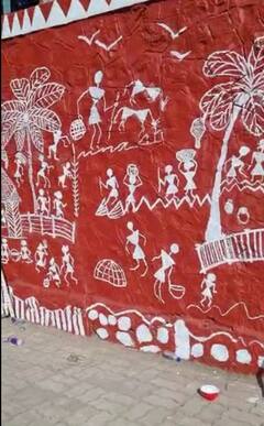 Warli Painting : पालघरच्या वारली चित्रकलेचा जागतिक पातळीवर ठसा, औरंगाबादमध्ये अवघ्या सहा तासात साकारलं जगातील सर्वात मोठं वारली चित्र!