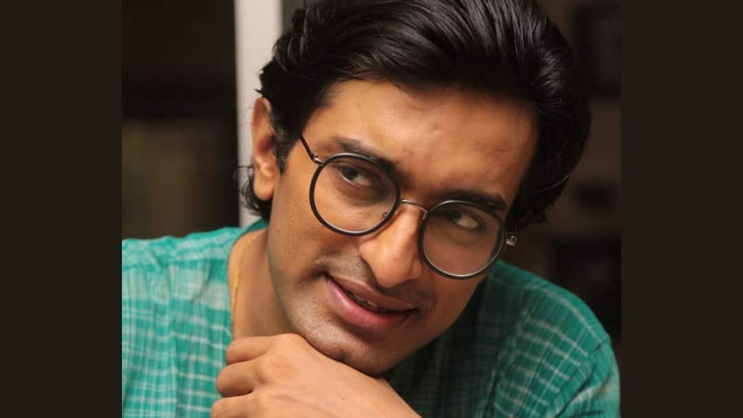 Jeetu Kamal: মাধ্যমিক পরীক্ষার্থীদের শুভেচ্ছা জানাতে গিয়ে ১৯ বছর আগের স্মৃতিচারণা জিতুর Jeetu Kamal: Actor Jeetu Kamal recalls his days of Madhyamik Exam, in social media, know in details Jeetu Kamal: মাধ্যমিক পরীক্ষার্থীদের শুভেচ্ছা জানাতে গিয়ে ১৯ বছর আগের স্মৃতিচারণা জিতুর