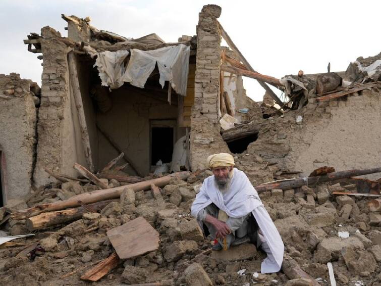 Afghanistan: A powerful earthquake has occurred in Faizabad at a distance of 265 km. Afghanistan Earthquake: ஆப்கானிஸ்தானில் அடுத்தடுத்த நிலநடுக்கம்.. குலுங்கிய கட்டடங்கள்: அலறியடித்து ஓடிய மக்கள்..