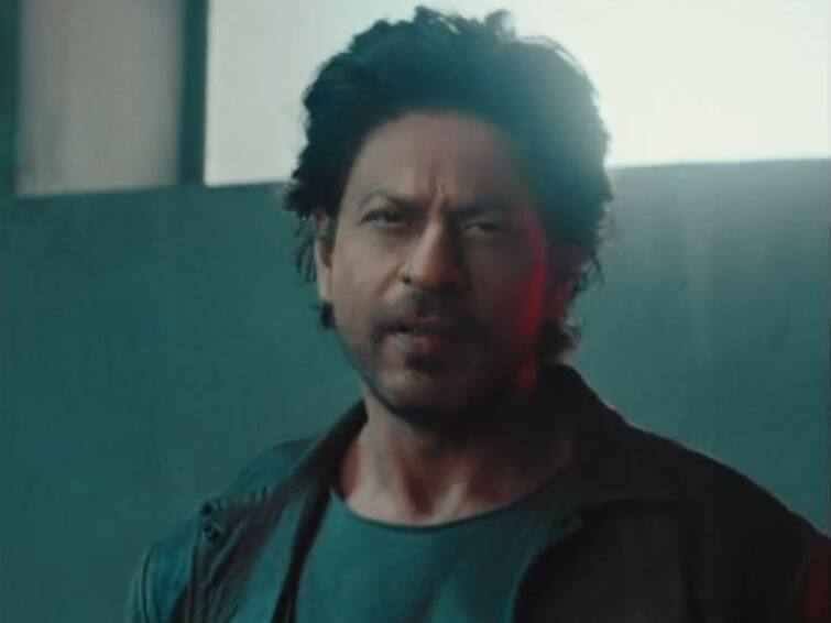 Shah Rukh Khan Recalls When Saroj Khan Slapped Him For Complaining Of Too Much Work Shah Rukh Khan Recalls When Saroj Khan Slapped Him For Complaining Of Too Much Work