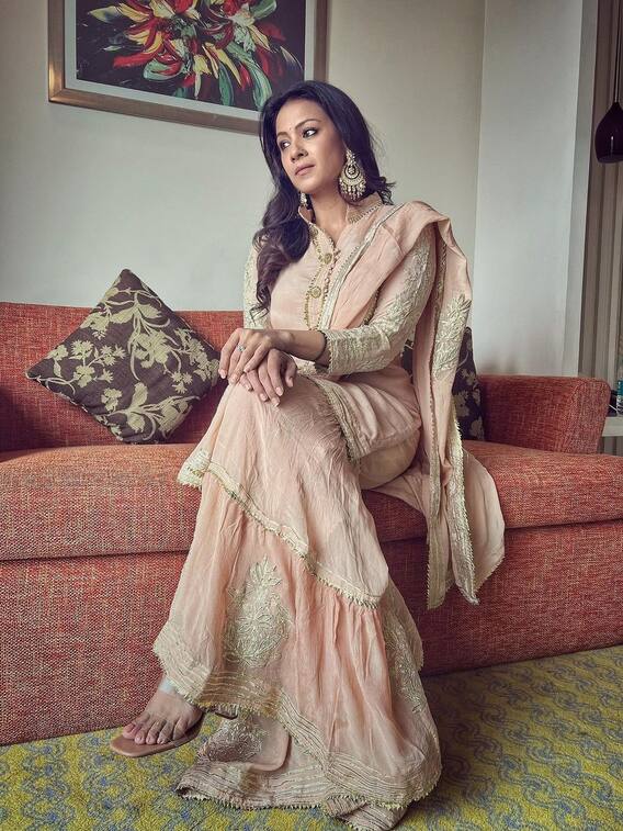 इस शादीशुदा एक्ट्रेस को फिर हुआ प्यार!