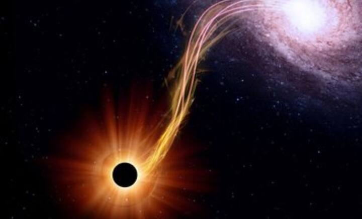 Supermassive Black Hole: ছায়াপথ থেকে ছিটকে দৌড়ে বেড়াচ্ছে কৃষ্ণগহ্বর!  তা থেকে জন্ম নিচ্ছে নতুন তারা!  ছবি: পিক্সাবে এবং বিজ্ঞানী পিটার ভ্যান ডোক্কামের ট্যুইটার হ্যান্ডল থেকে সংগৃহীত।