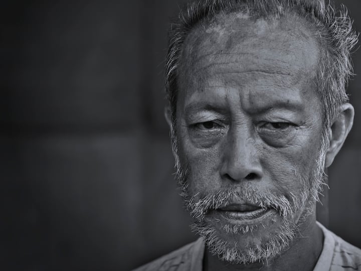 বয়স্কদের জীবনে অন্যতম সমস্যা স্ট্রেস। নানা কারণে তা তৈরি হতে পারে।