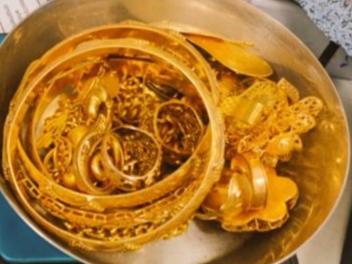 Hyderabad Gold Smuggling: 14 किलो सोना एक साथ देखा है? नहीं तो देख लीजिए, कपड़ों की तह में छिपाकर लाए थे सूडानी