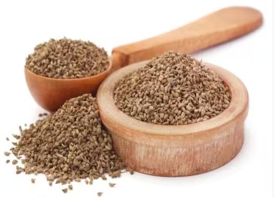 health-tips-ajwain-helps-to-control-uric-acid-know-benefits Health Tips: ਯੂਰਿਕ ਐਸਿਡ ਨੂੰ ਖਤਮ ਕਰਨ ਲਈ ਜਾਦੂ ਦੀ ਤਰ੍ਹਾਂ ਕੰਮ ਕਰਦਾ ਹੈ, ਇਹ ਕਿਚਨ 'ਚ ਰੱਖਿਆ ਮਸਾਲਾ, ਮੁਸ਼ਕਿਲ ਹੋਵੇਗੀ ਮਿੰਟਾਂ 'ਚ ਦੂਰ