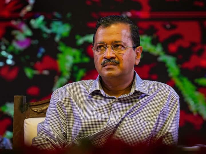 Enforcement Directorate summoned Delhi Chief Minister Arvind Kejriwals PA for questioning Delhi Liquor Case: अब मुख्यमंत्री अरविंद केजरीवाल के PA से होगी पूछताछ, ईडी ने भेजा समन