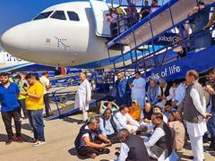 'वो हमारे लीडर हैं, आप ऐसा कैसे...', पवन खेड़ा को उतारे जाने के बाद प्लेन में मच गया था हल्ला, इंडिगो स्टाफ से यूं बात करते दिखे कांग्रेस नेता