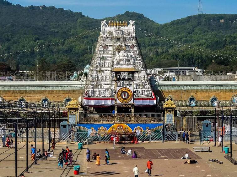 Tirumala Tirupati Temple Ticket Booking for Senior Citizens, Disabled Persons from 1st March to 31st starts today. Tirupati Darshan: திருப்பதியில் மூத்த குடிமக்களுக்கான டிக்கெட் முன்பதிவு.. இன்று தொடக்கம்..