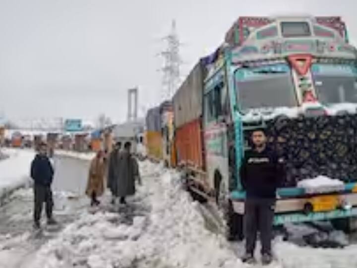 Jammu Srinagar National Highway will be closed on 3-10 march also due to repair reason Jammu-Kashmir News : कल बंद रहेगा जम्मू-श्रीनगर राष्ट्रीय राजमार्ग, अगले माह भी दो दिन होगा ऐसा, ये है बड़ी वजह