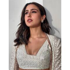 Sara Ali Khan Photos: सारा अली खान ने विदेश में बिखेरा अपने हुस्न का ऐसा जलवा, हर तस्वीर पर थम जाएंगी निगाहें