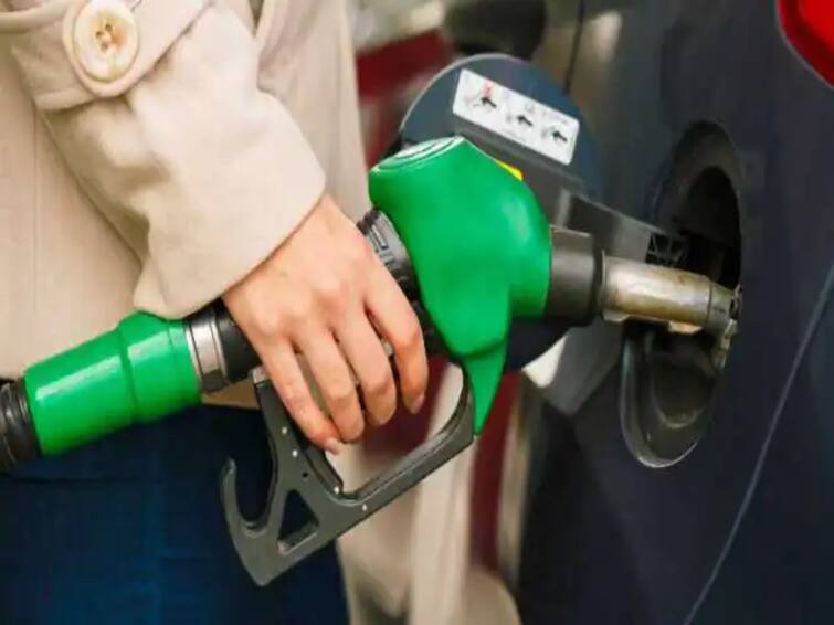 petrol and diesel price on 23rd february 2023 chennai know full details Petrol, Diesel Price: நாளுக்குநாள் உச்சம் தொடும் அத்தியாவசிய பொருட்கள்... உயர்ந்ததா பெட்ரோல், டீசல் விலை..?