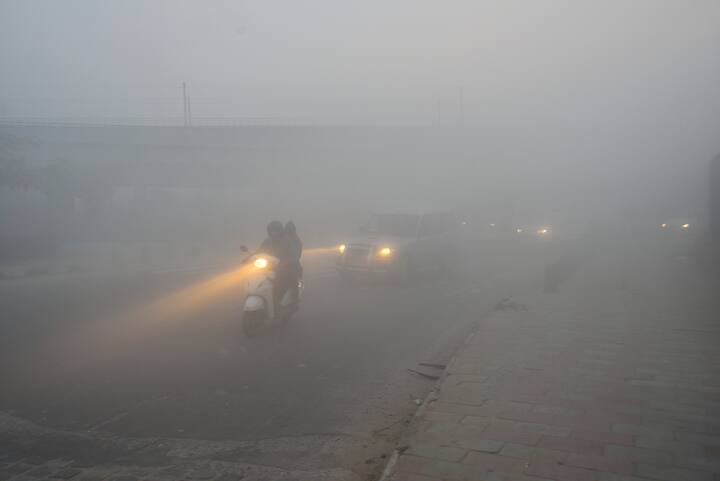 বাতাসে নাইট্রাস অক্সাইড (Nitrous Oxides)-এর উপস্থিতির কারণেই হাড়ের ক্ষয় দ্রুত হারে হতে থাকে, অনেকসময়ে তা স্বাভাবিক সময়ে যে ক্ষয় হয়, তার দ্বিগুণ হারে হয়ে থাকে। আমেরিকার কলম্বিয়া বিশ্ববিদ্যালয় মেইলম্যান স্কুল অব পাবলিক হেলথ (Columbia University Mailman School of Public Health)-এর একটি গবেষণায় এমনই তথ্য পাওয়া গিয়েছে।