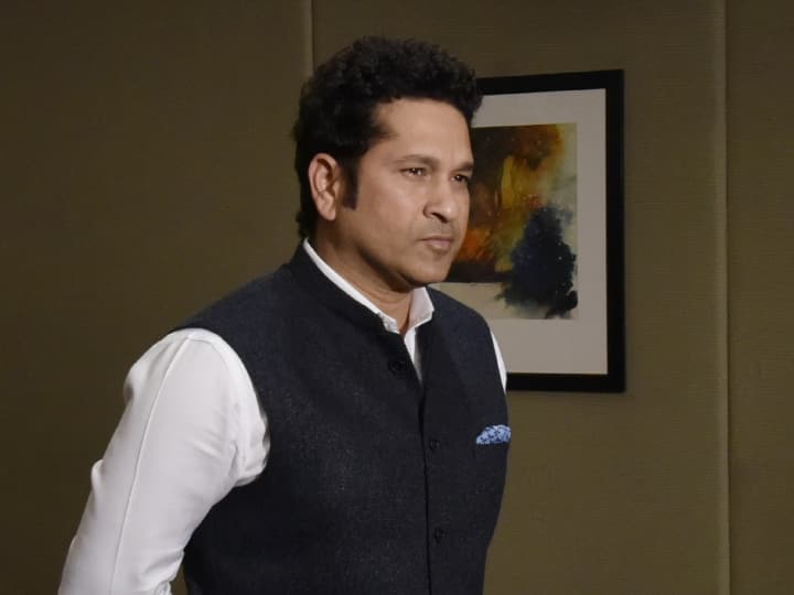 Sachin Tendulkar street name in Gwalior Shivraj Singh Chouhan had said Lord of Cricket ANN Sachin Tendulkar: CM शिवराज के कान में कलेक्टर की खुसुर-फुसुर, फिर सचिन तेंदुलकर के नाम पर हो गई ग्वालियर की सड़क