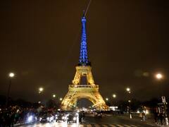 Russia-Ukraine War: रूस और यूक्रेन युद्ध के एक साल होने पर दुनिया से आई ऐसी तस्वीरें, दिया ये संदेश