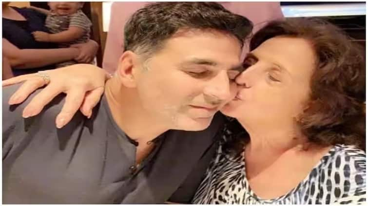 akshay-kumar-gets-emotional-remembering-late-mother-aruna-bhatia-said-in-his-tough-time-she-always-used-to-say-do-not-worry-son Akshay Kumar: ਅਕਸ਼ੇ ਕੁਮਾਰ ਮਾਂ ਨੂੰ ਯਾਦ ਕਰ ਹੋਏ ਇਮੋਸ਼ਨਲ, ਨਮ ਅੱਖਾਂ ਨਾਲ ਮਾਂ ਬਾਰੇ ਕਹੀ ਇਹ ਗੱਲ