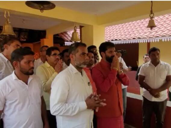 Congress Accused BJP: 'दोपहर में खाई मछली, फिर गए मंदिर', कर्नाटक कांग्रेस का BJP के सीटी रवि पर आरोप Congress Accused BJP: 'दोपहर में खाई मछली, फिर गए मंदिर', कर्नाटक कांग्रेस का BJP के सीटी रवि पर आरोप
