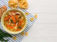 Macaroni Pasta Soup Recipe: ब्रेकफास्ट या लंच के लिए तैयार करें 'मैकरोनी पास्ता सूप', बच्चों को खूब आएगा पसंद