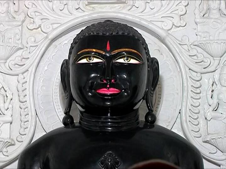 दोनच दिवसांपूर्वी हे मंदिर भाविकांसाठी खुले करण्यात आले असून सध्या विविध पूजाविधी सुरु आहेत.