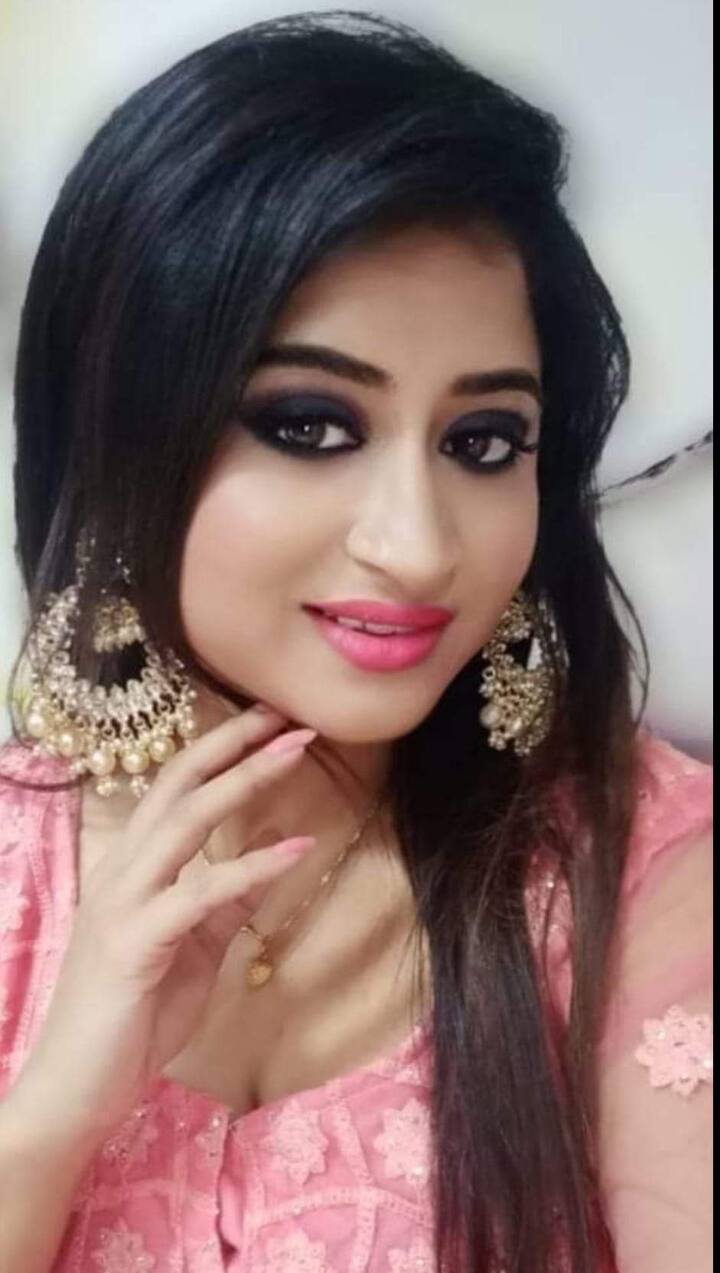 তাঁর  ফ্ল্যাটের হদিশ মিলেছে দক্ষিণ কলকাতার বেহালায়। রাজা রামমোহন রায় রোডের এই বহুতলে ফ্ল্যাট রয়েছে হৈমন্তী ও গোপালের।