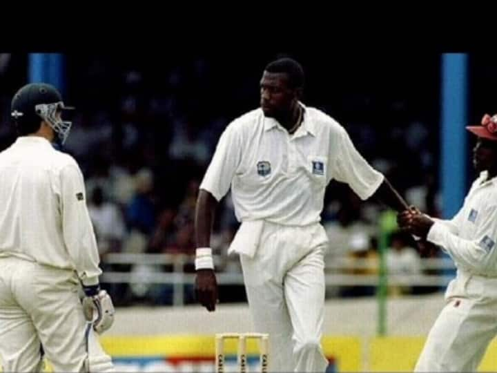 When Curtly Ambrose said to Steve Waugh I will knock you out even my career ends this minute जब स्टीव वॉ से बोले कर्टली एम्ब्रोस- 'मैं तुमको यहीं पर मारूंगा, चाहे मेरा करियर इसी पल खत्म हो जाए'