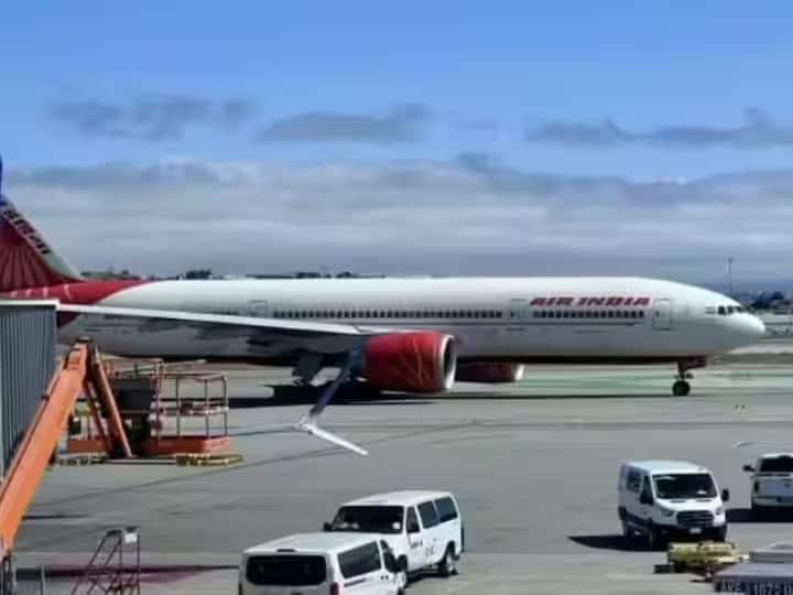 air india express dammam flight emergency landing at thiruvananthapuram airport after technical failure Air India Flight : दम्मामला जाणाऱ्या विमानात तांत्रिक बिघाड; तिरुवनंतपुरम विमानतळावर इमर्जन्सी लँडिंग