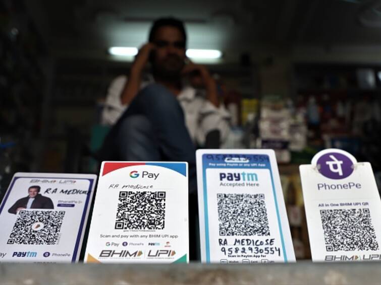 Big change from April 1, Google Pay, PhonePe, Paytm to charge 1.1% surcharge on payments above 2000 1 એપ્રિલથી મોટો ફેરફાર, Google Pay, PhonePe, Paytm પર 2000થી વધુની ચુકવણી પર 1.1% સરચાર્જ લાગશે