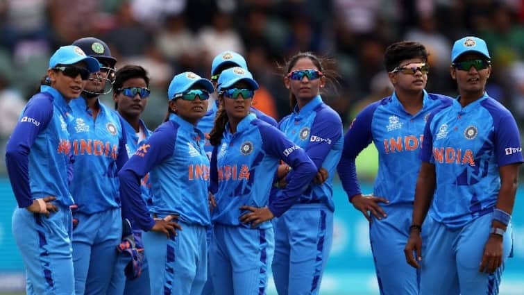 Harmanpreet Kaur Wears Sunglass In Post Match Presentation Explains Reason For It After T20 WC Semi Final Loss