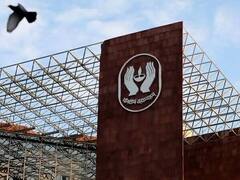 LIC Loss From Adani: अडानी के शेयरों में गिरावट का असर, एलआईसी ने 50 दिनों में गंवाए 50 हजार करोड़