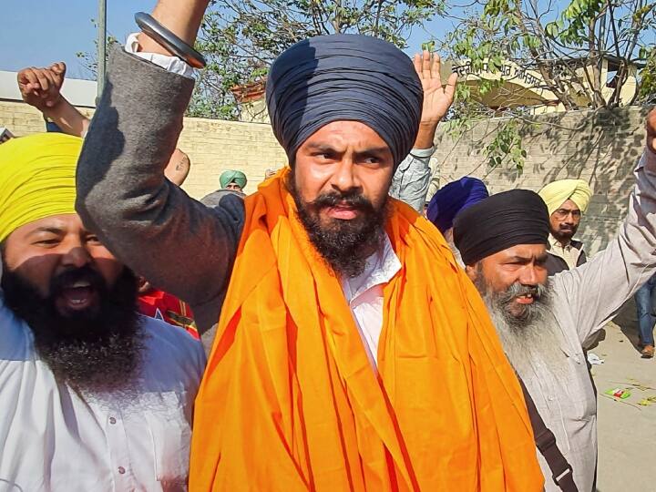 Lovepreet Toofan Waris Punjab De chief Amritpal Singh Released from Amritsar Jail Lovepreet Toofan: 'वारिस पंजाब दे' के प्रमुख अमृतपाल सिंह का करीबी लवप्रीत तूफान अमृतसर जेल से रिहा, समर्थकों ने की नारेबाजी
