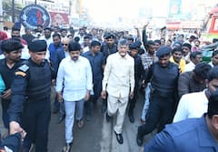 గన్నవరంలో చంద్రబాబు పర్యటన- ధ్వంసమైన ఆఫీసు, వాహనాల పరిశీలన