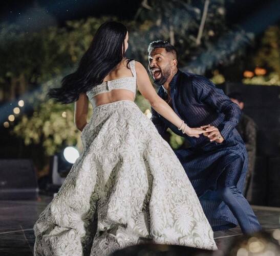 Hardik-Natasa Unseen Photos: संगीत में हार्दिक-नताशा ने फ्लोर पर लगा दी थी आग, शेयर की अनदेखी तस्वीरें