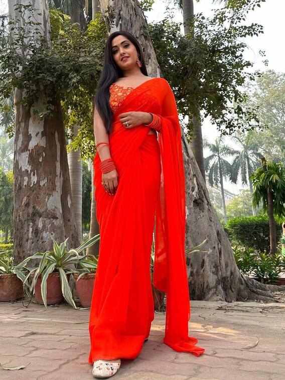 अपने देसी लुक से फैंस को हैरान की काजल राघवानी