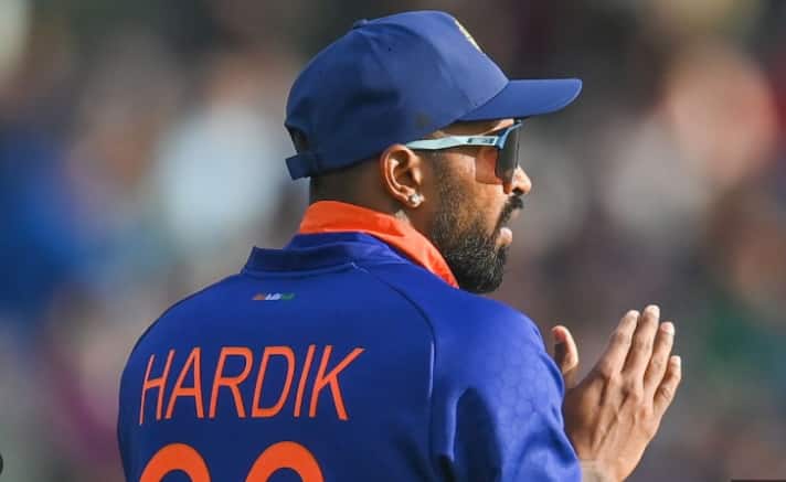 दुखापतीनंतर संघात परत येताच पांड्याच्या खेळातही काही महत्त्वाचे बदल झाले आहेत. त्याचा फॉर्म पहिल्यापेक्षा चांगला आहे. पांड्याकडे टीम इंडियाचा भावी कर्णधार म्हणूनही पाहिलं जातं.