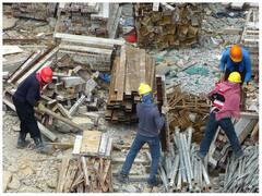 नीला, पीला, सफेद... हर रंग के हेलमेट का होता है अलग काम के लिए इस्तेमाल, ये बात जानते हैं आप?