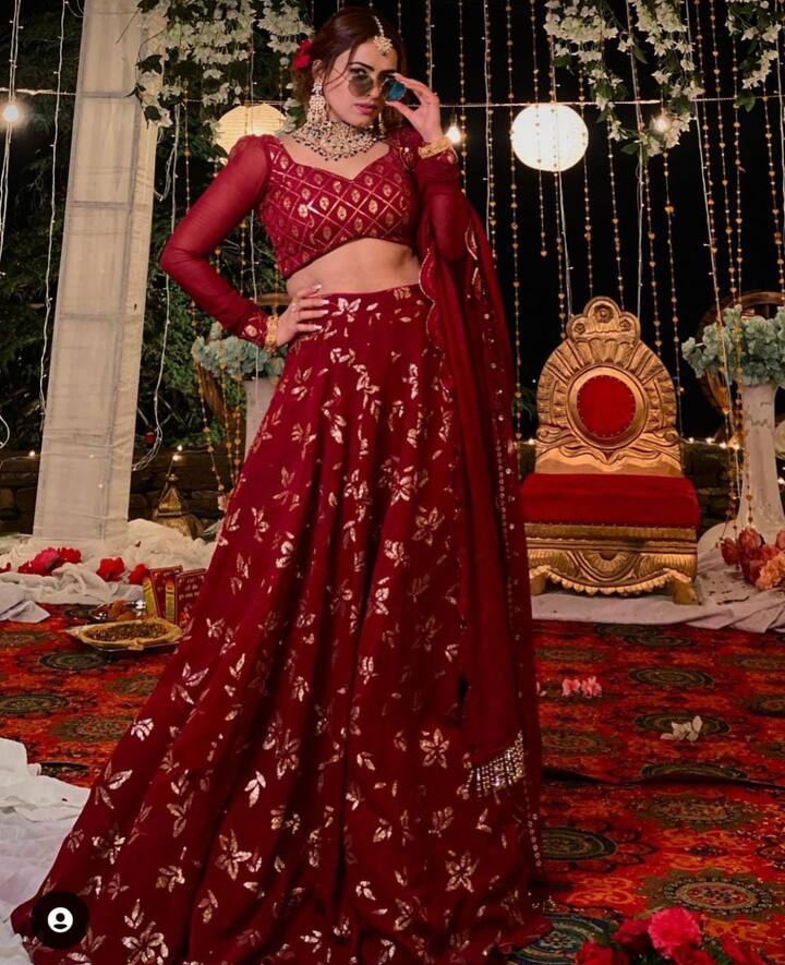 ਉਹ ਜਦੋਂ ਵੀ ਆਪਣੀ ਕੋਈ ਤਸਵੀਰ ਸੋਸ਼ਲ ਮੀਡੀਆ 'ਤੇ ਸ਼ੇਅਰ ਕਰਦੀ ਹੈ, ਤਾਂ ਉਸ ਨੂੰ ਕਾਫੀ ਪਸੰਦ ਕੀਤਾ ਜਾਂਦਾ ਹੈ।