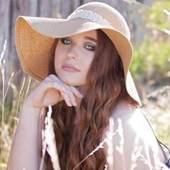 Zodiac Nature: অসম্ভব সুন্দরী ও আকর্ষণীয় হন, সহজেই এই ৪ রাশির মেয়েদের প্রেমে পড়ে যান ছেলেরা