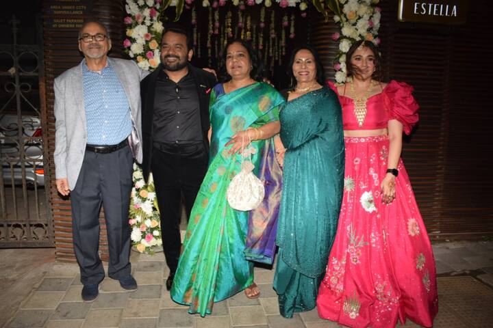 बताते चलें कि मानवी गागरू और कुमार वरुण ने इस साल की शुरुआत यानी जनवरी में सगाई की थी. अब दोनों सात फेरे लेकर पति-पत्नी बन चुके हैं.