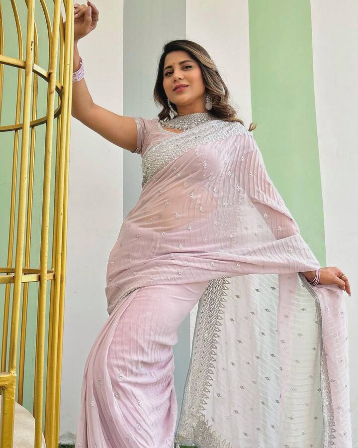 హమీద (image credit :Hamida/Instagram)