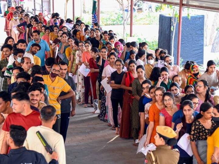 Reet Candidates Caught Solving Paper Before Exam Internet Services To Remain Shut Reet Candidates Caught Solving Paper Before Exam Internet Services To Remain Shut