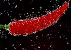 Red chilli : नंदुरबार बाजार समितीत लाल मिरचीची मोठ्या प्रमाणात खरेदी